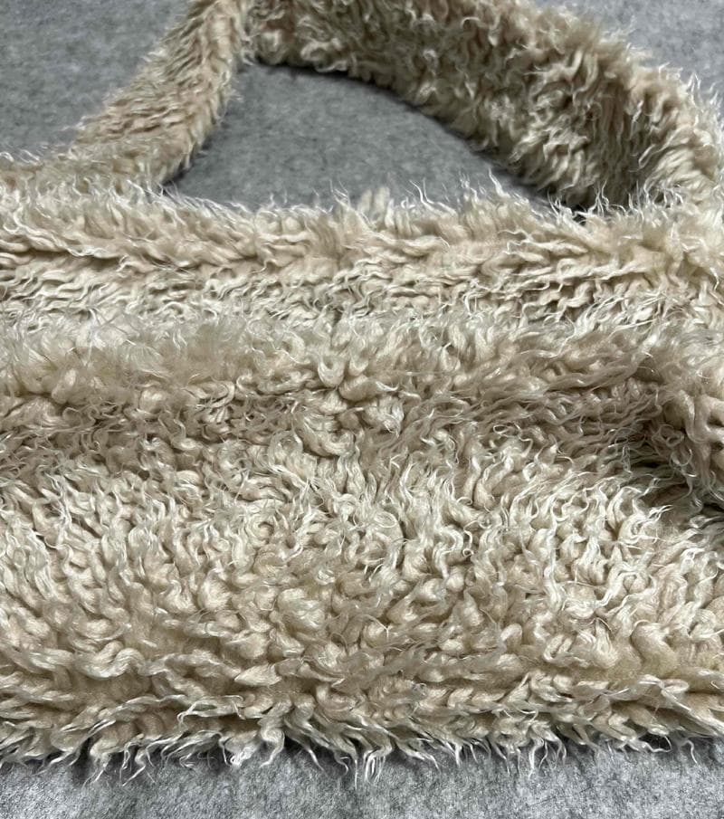 ファーバッグベージュガッちゃん様