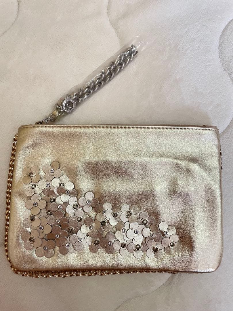 【新品未使用】　アンテプリマワイヤークラッチバッグ＊パック10枚おまけ付き