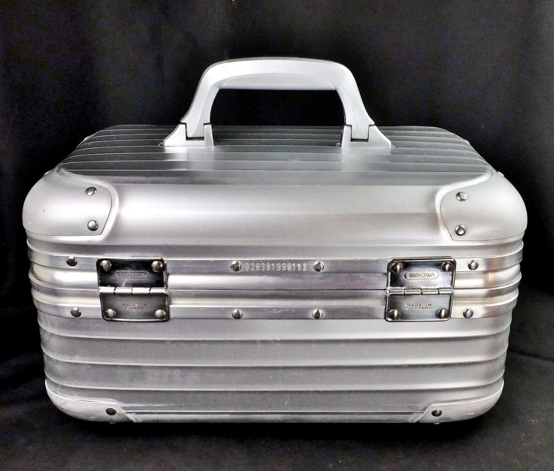 リモワ　928.38『TOPAS・トパーズ』ビューティーケース（1422）17L