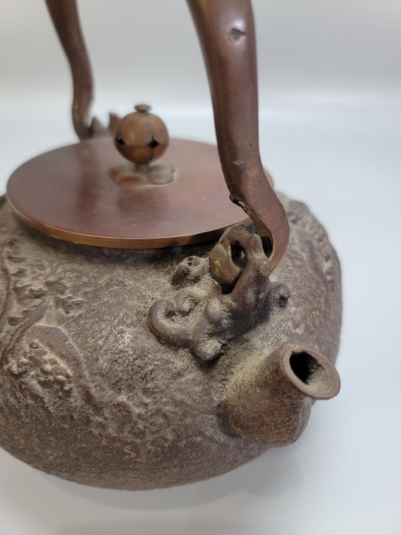 時代 亀文堂 身在印 山水画 銅蓋 鉄瓶 未使用