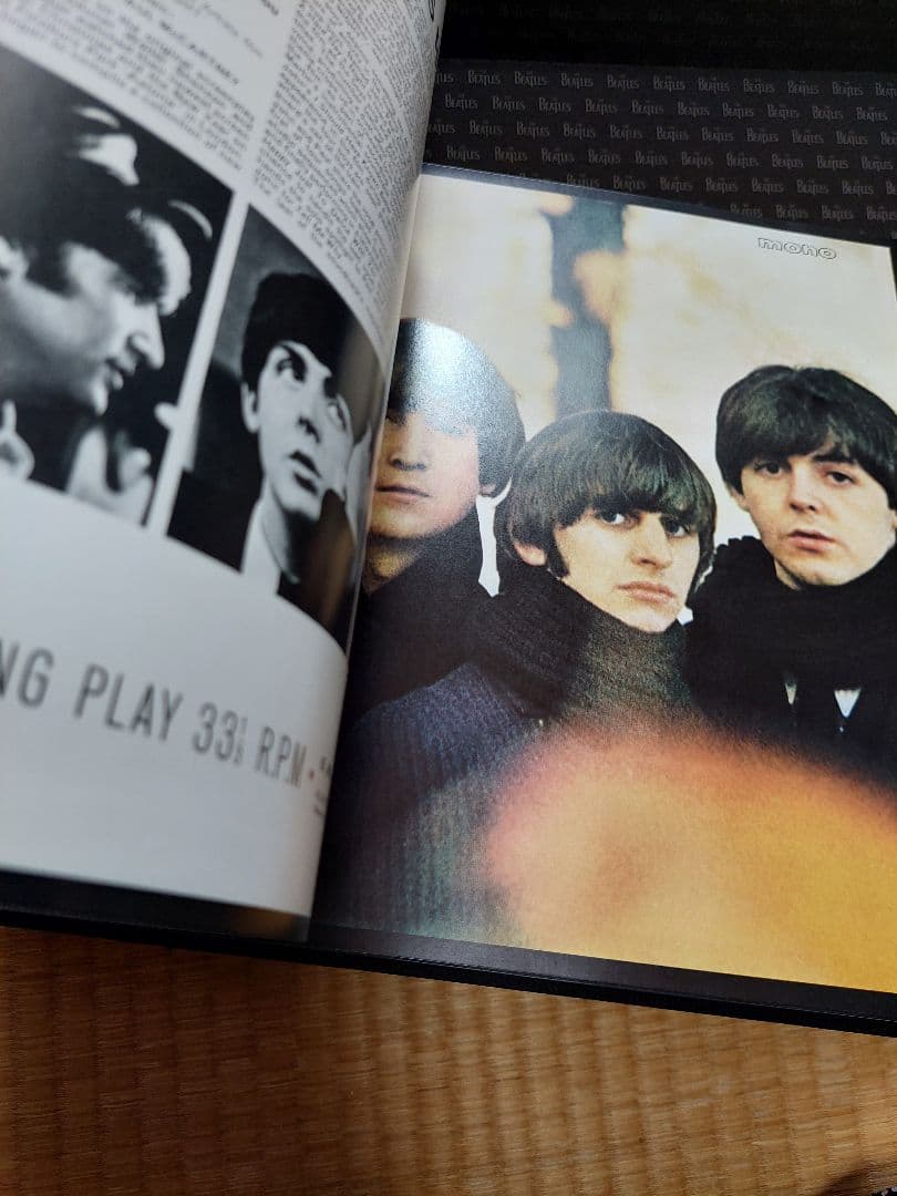 ビートルズCDケース写真集
