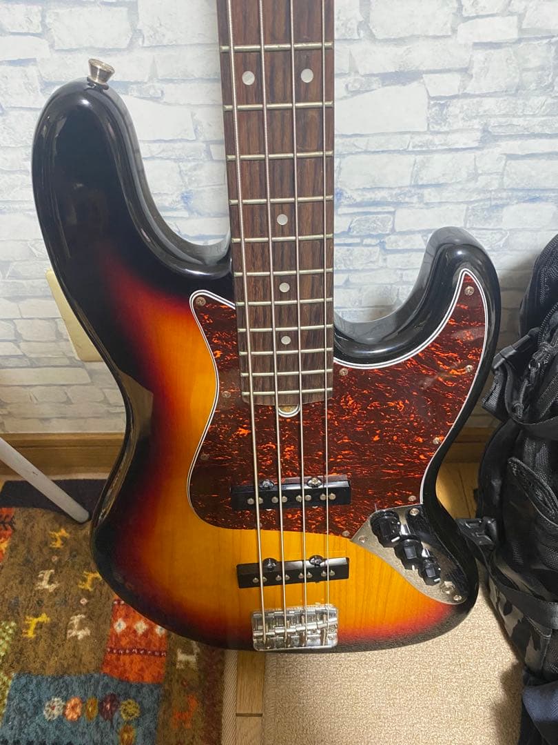 Bacchus Universe Series エレキベース サンバースト