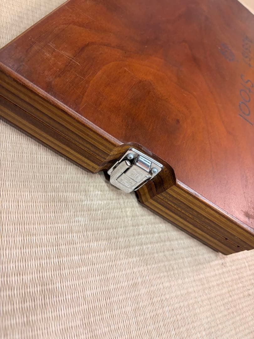 吉澤　アシストスツール　ブラウン　足台　補助台　ウォールナット