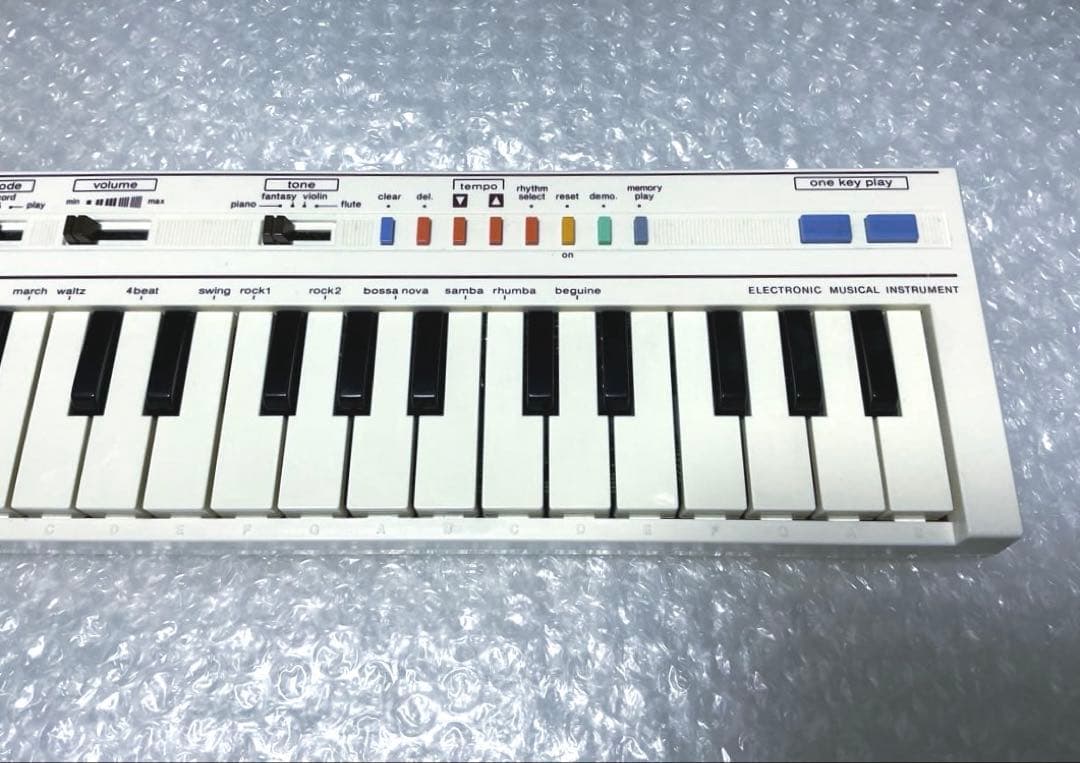 Casio PT-1☆ミニシンセサイザー☆ホワイト☆美品動作良好☆昭和レトロ☆