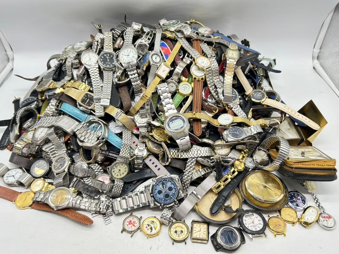 腕時計 500本以上 まとめ 売り 大量 セット ジャンク まとめて