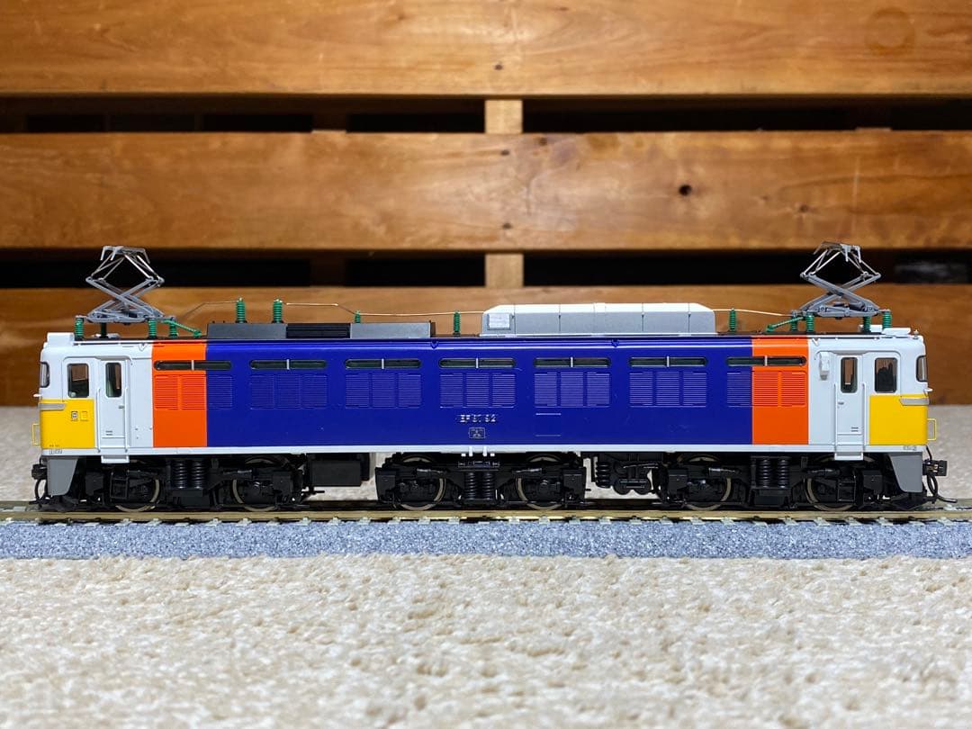 中古現状品　TOMIX EF8192 カシオペア色　電気機関車 HOゲージ