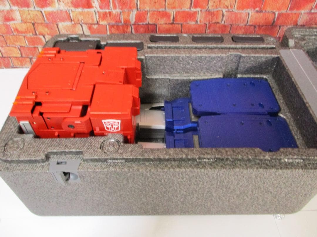 Robosen 　 ロボセン フラッグシップ オプティマスプライム（日本語版）