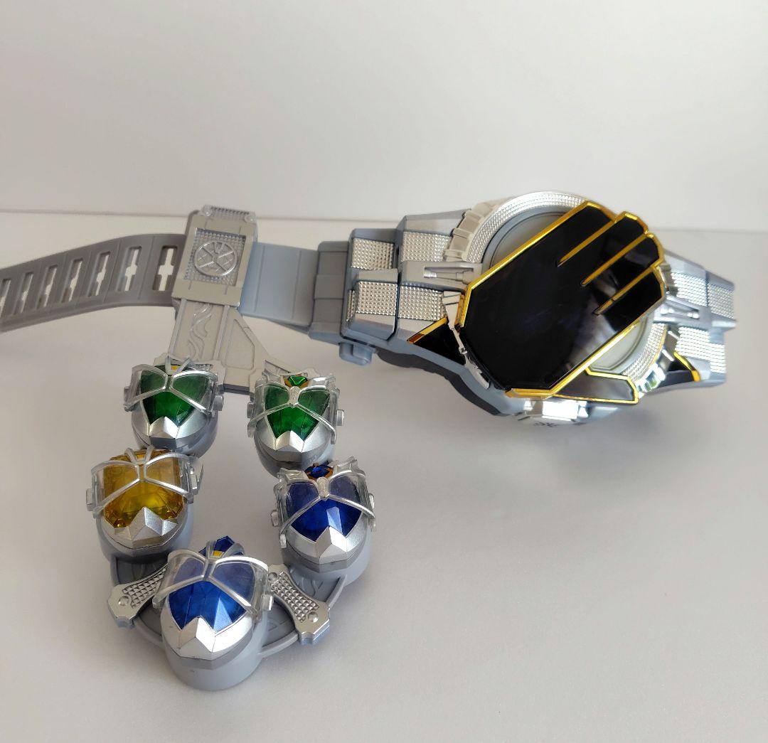 仮面ライダーウィザード　変身ベルト&リング&リングホルダー&フィギュア3体