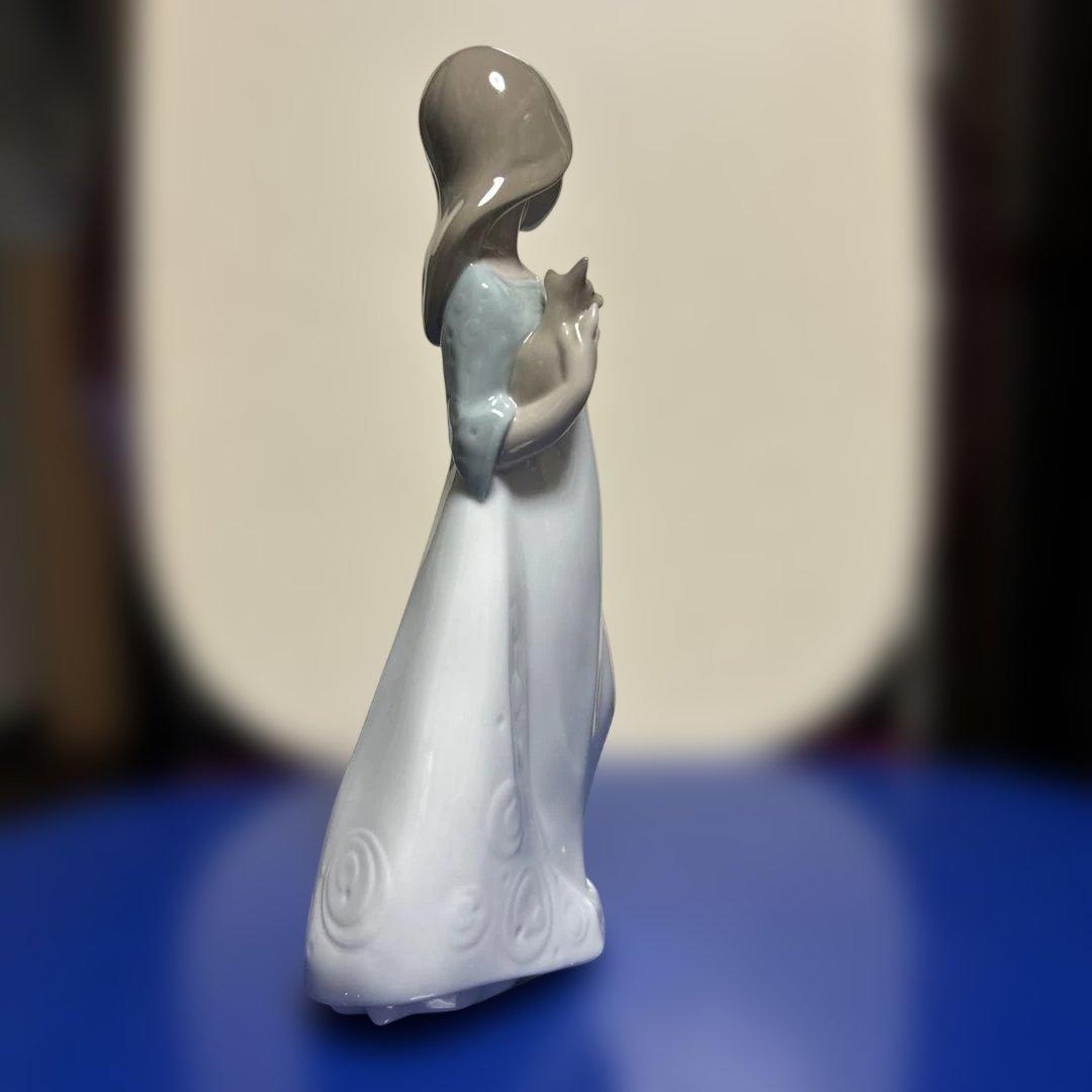 美品　NAO陶器製少女像 青いショール 2セット　高さ22cm