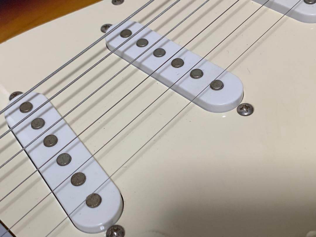 Legend レジェンド ST ストラトキャスター ストラト サンバースト