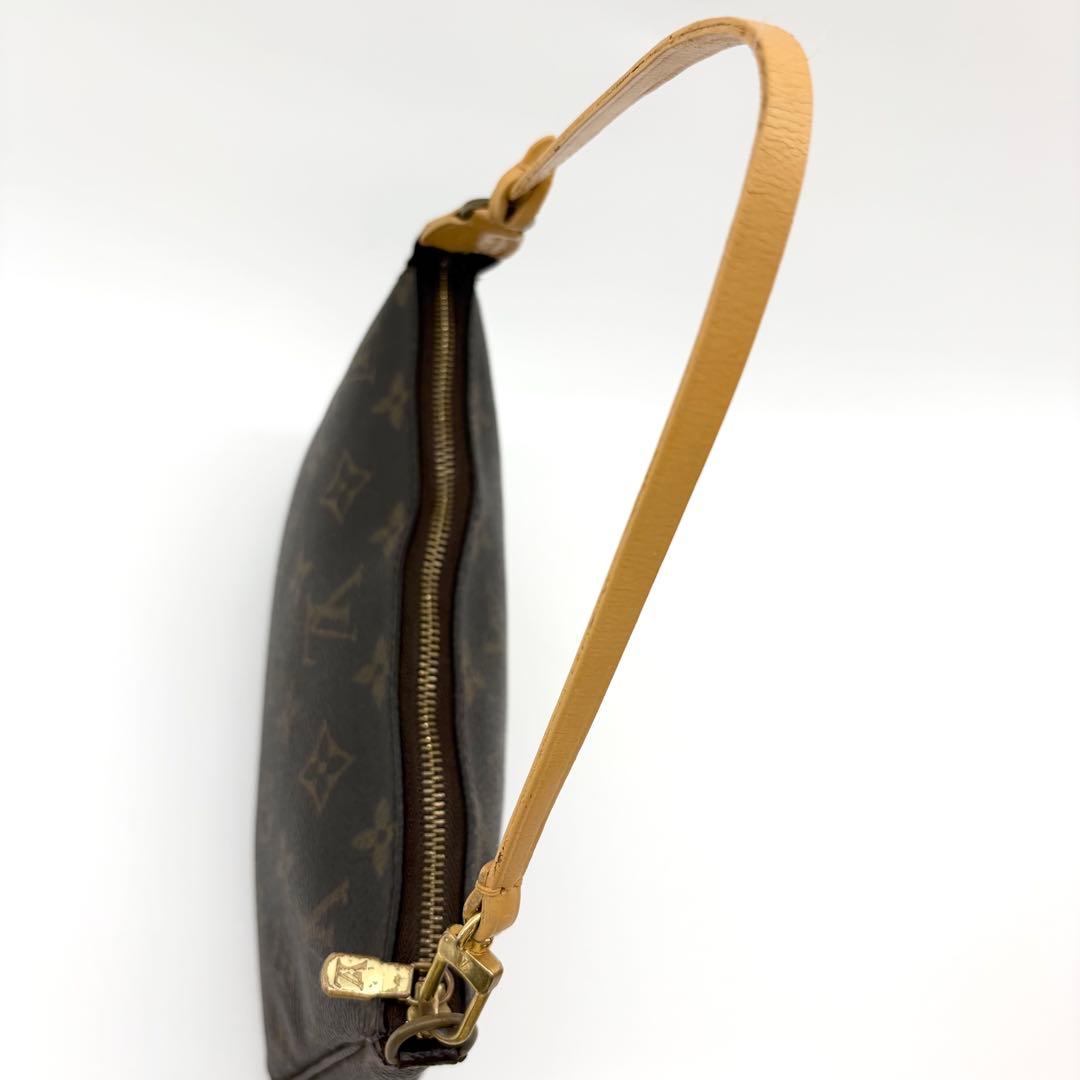 VUITTON　アクセサリーポーチ　アクセソワール　モノグラム　コスメ　化粧