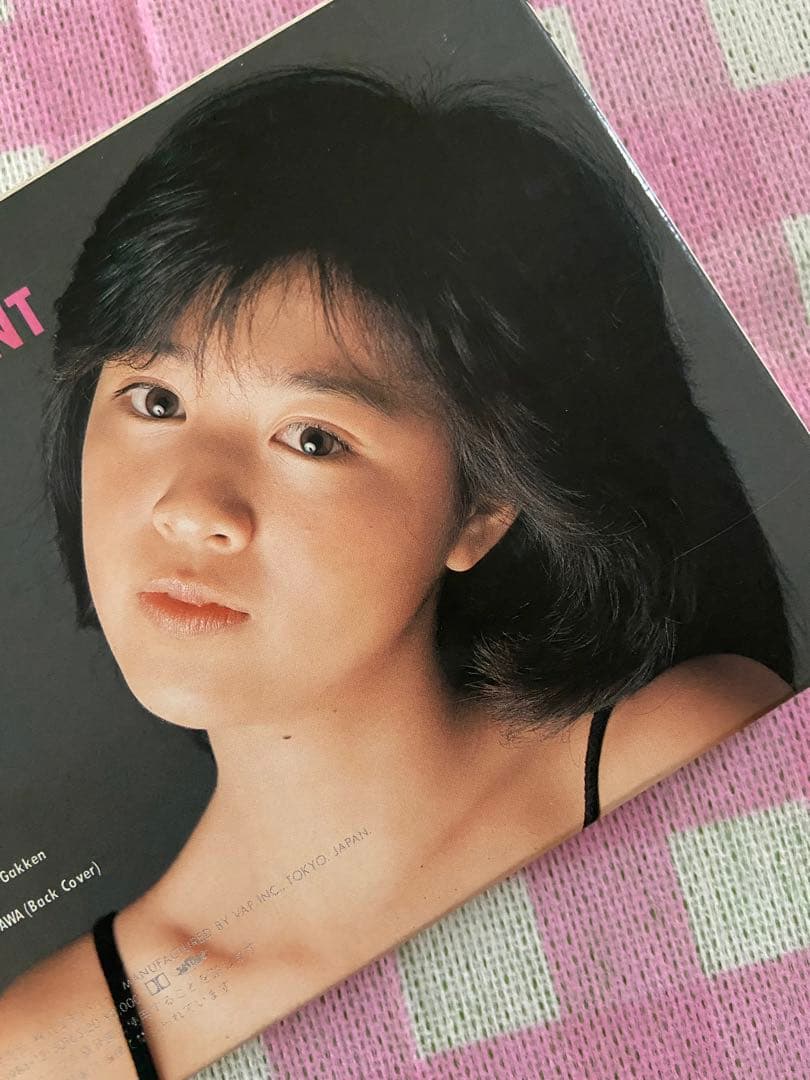 ⭐️菊池桃子　グッズ⭐️ 本、カセットテープ、バッジ、他