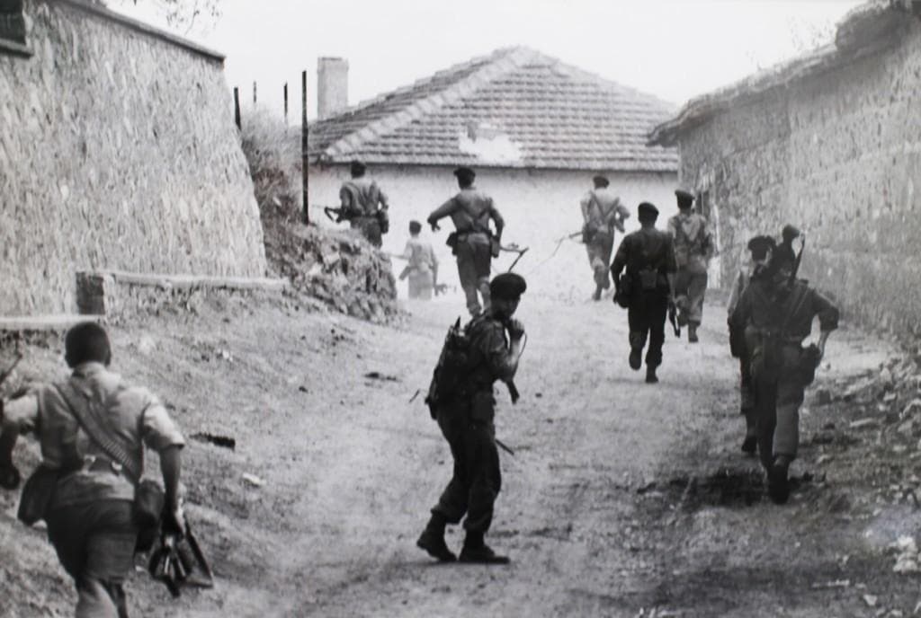 ドミニク・ブレッティ 写真 「NATO Maneuvers」1967