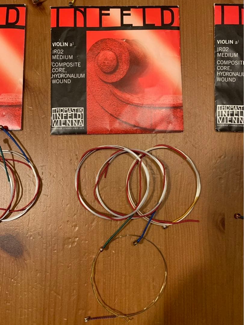 お値下げ　Dominant ヴァイオリン　4/4 弦　5セット