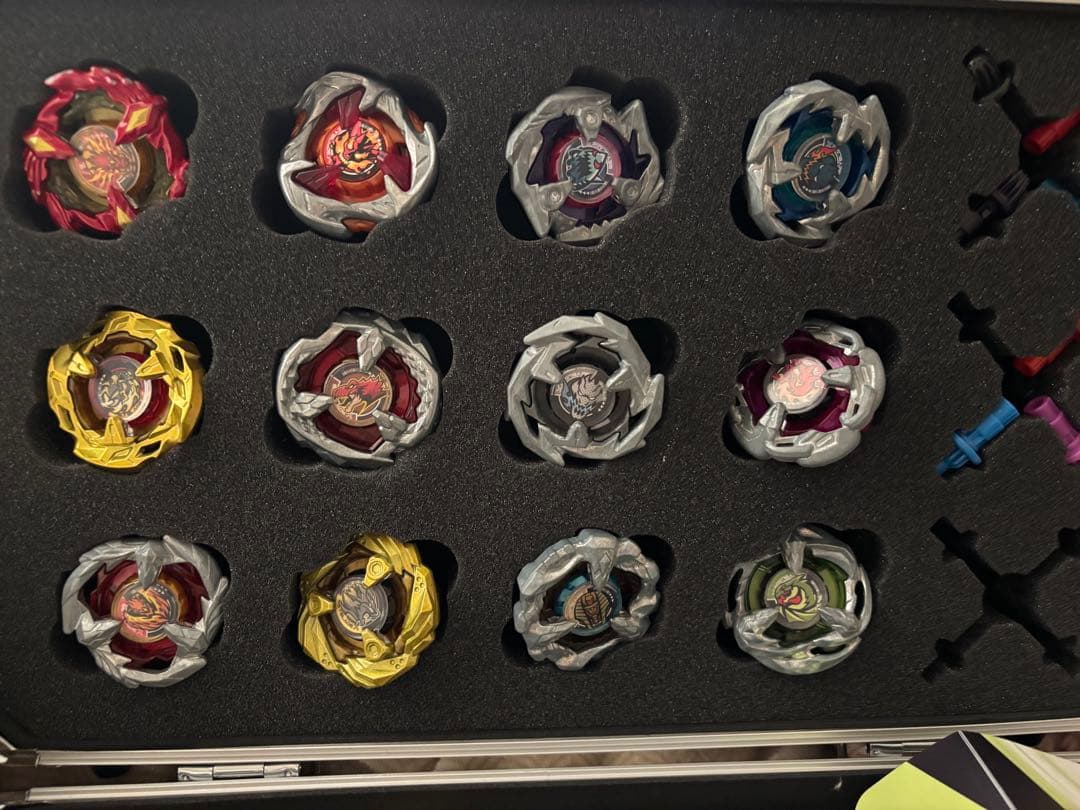 ベイブレードx引退品