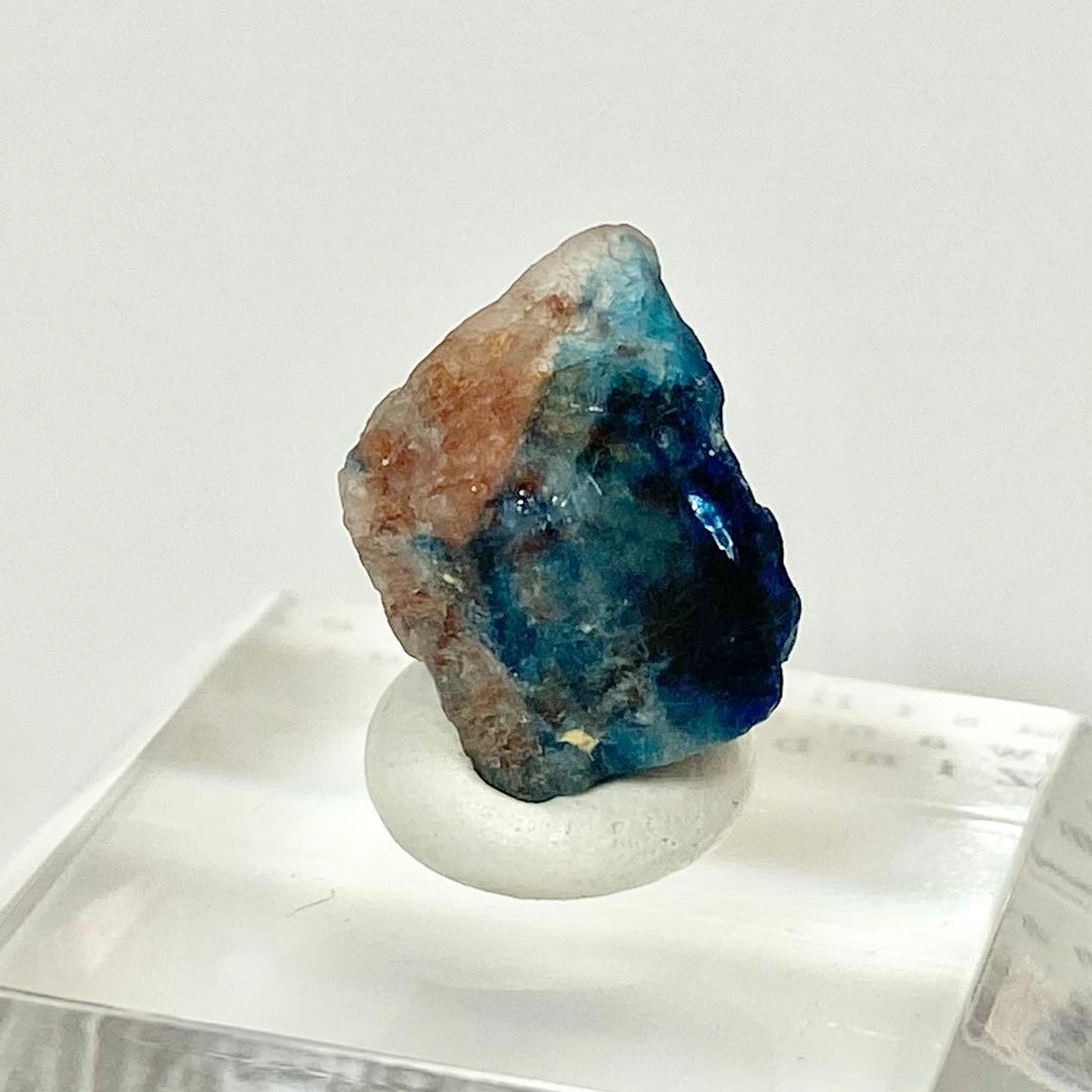 バイカラー　ユークレース　ジンバブエ産　鉱物標本　原石鉱石　天然石　ストーン