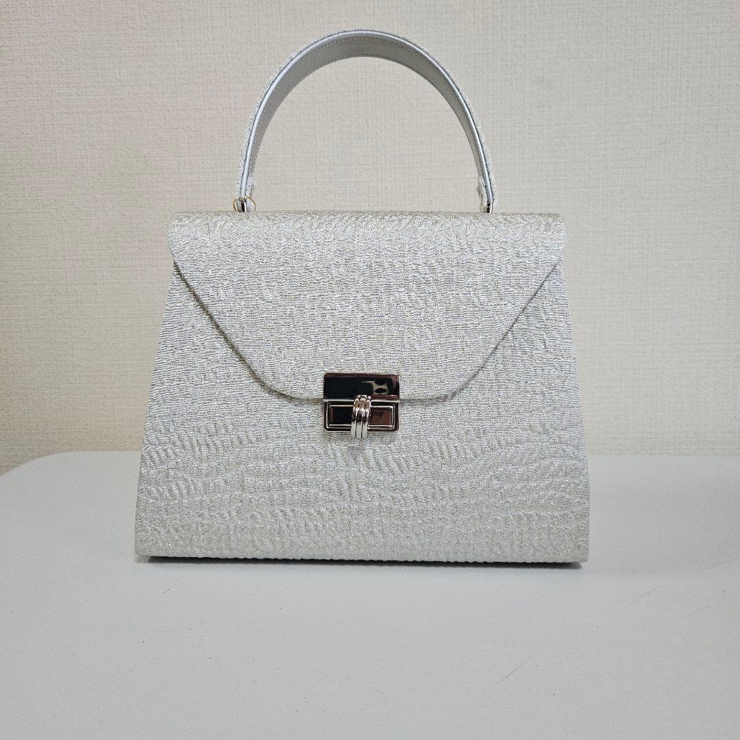 シルバーバック