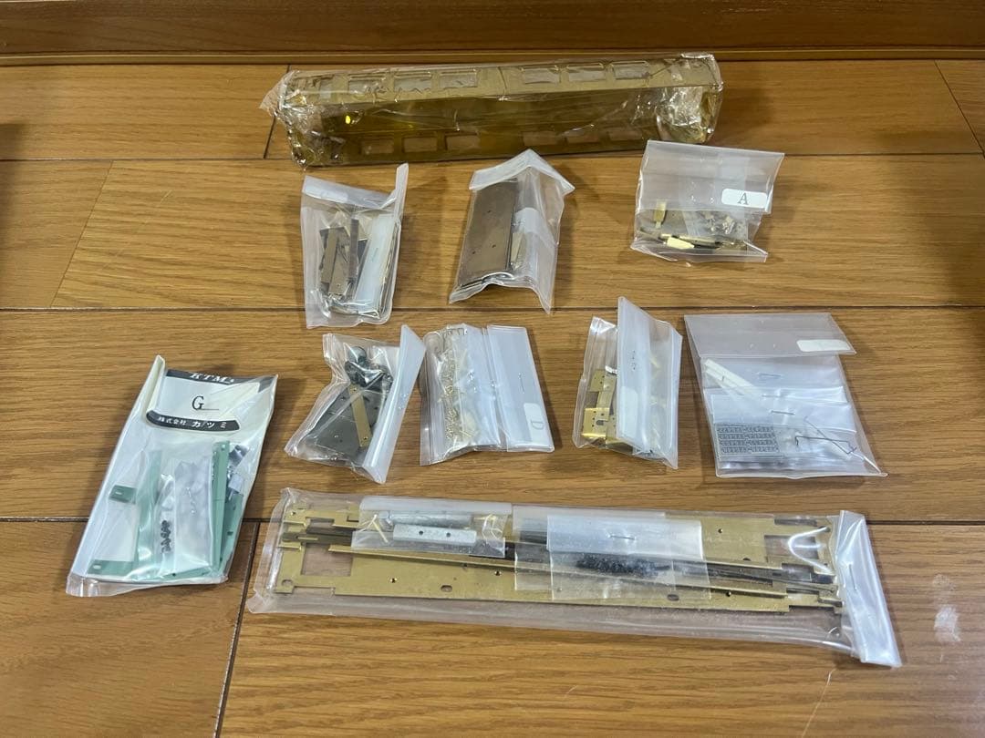 【KTM】EF64 4次旅客用　車体キット　ジャンク