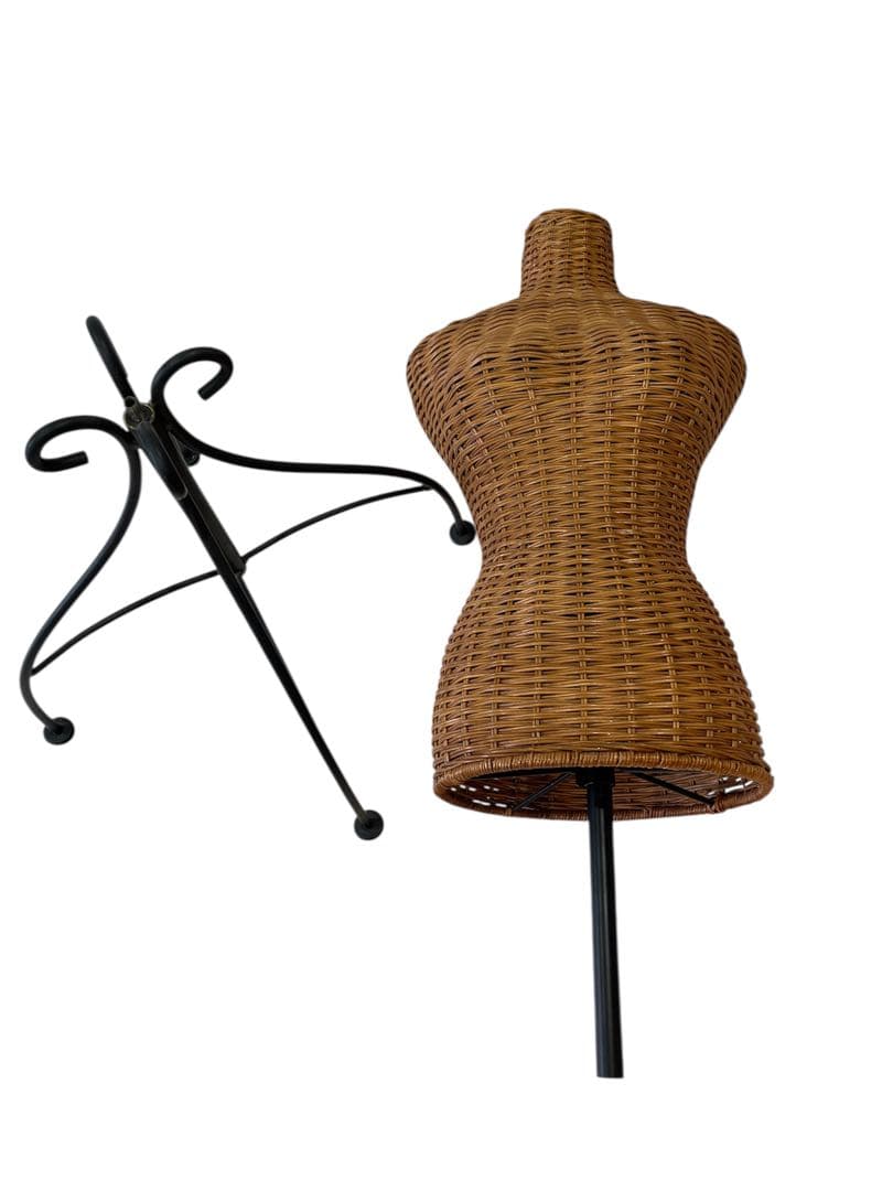 【美品】ラタン製トルソー マネキン　ボディ　婦人用ラタントルソー