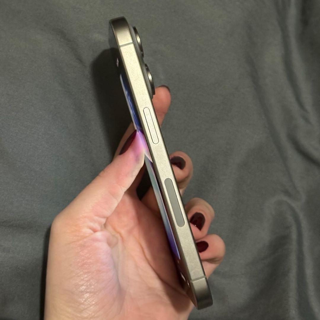 Apple iPhone 15 Pro 256gb シャッター音なし