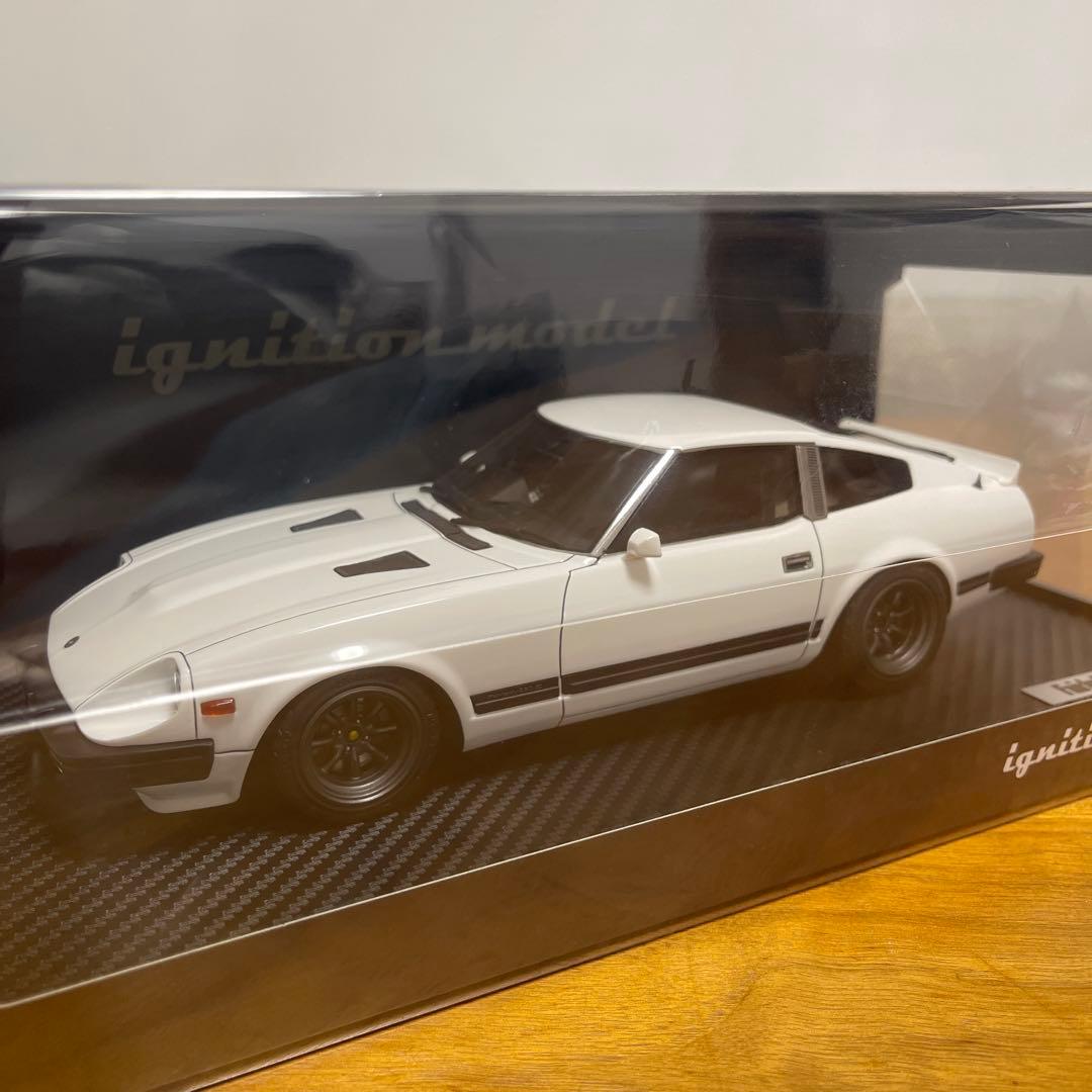 新品・未開封　ignition model 1/18 フェアレディZ