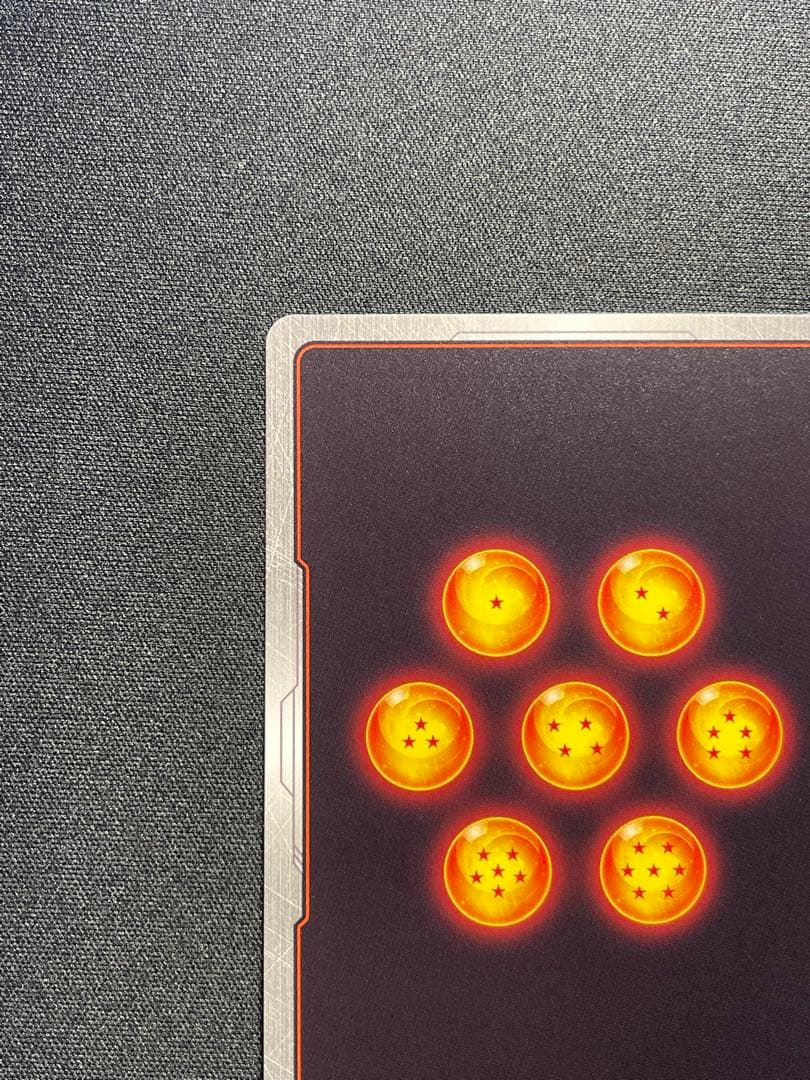 ドラゴンボールカード　ゲーム　Songoku Gold 英語版。