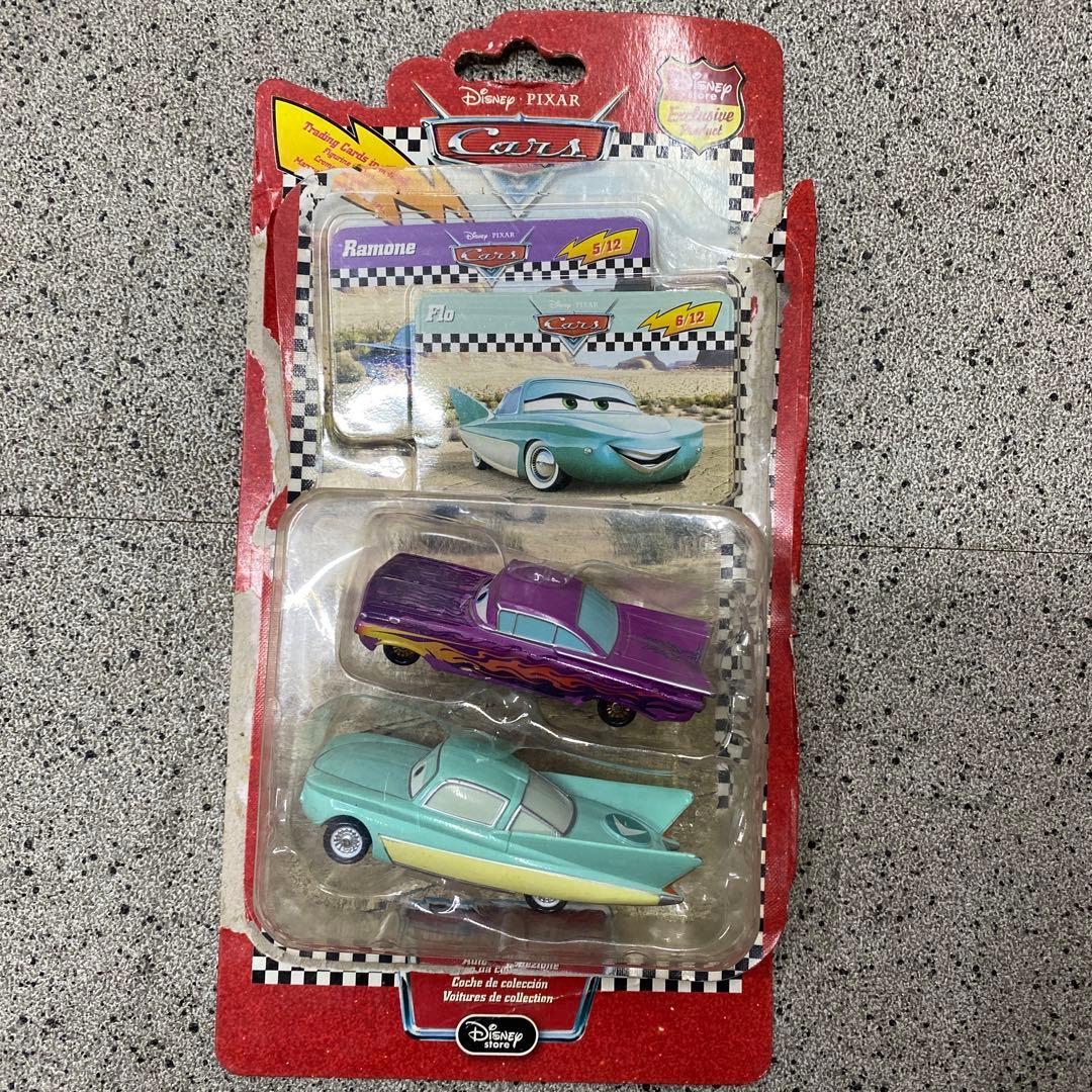 カーズ2 合計18台　マテル社15台＋3台＋大きなワールドマップ