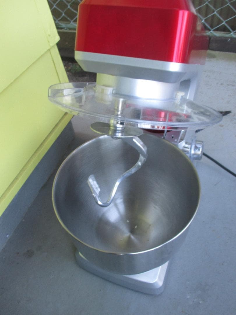 ★E&B 　ミキサー 　赤 シルバー　 ステンレスボウル　EB-1701X