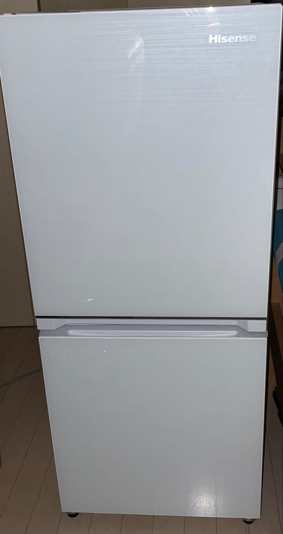 【Hisense】一人暮らし用　冷蔵庫 ホワイト　134L