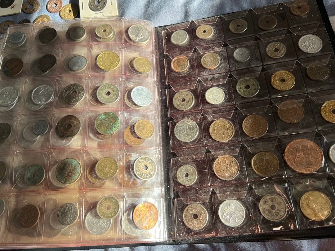 中国古銭 アルバム208枚揃い 古銭 清朝 咸豊重寶當十 雍正 康熙など 