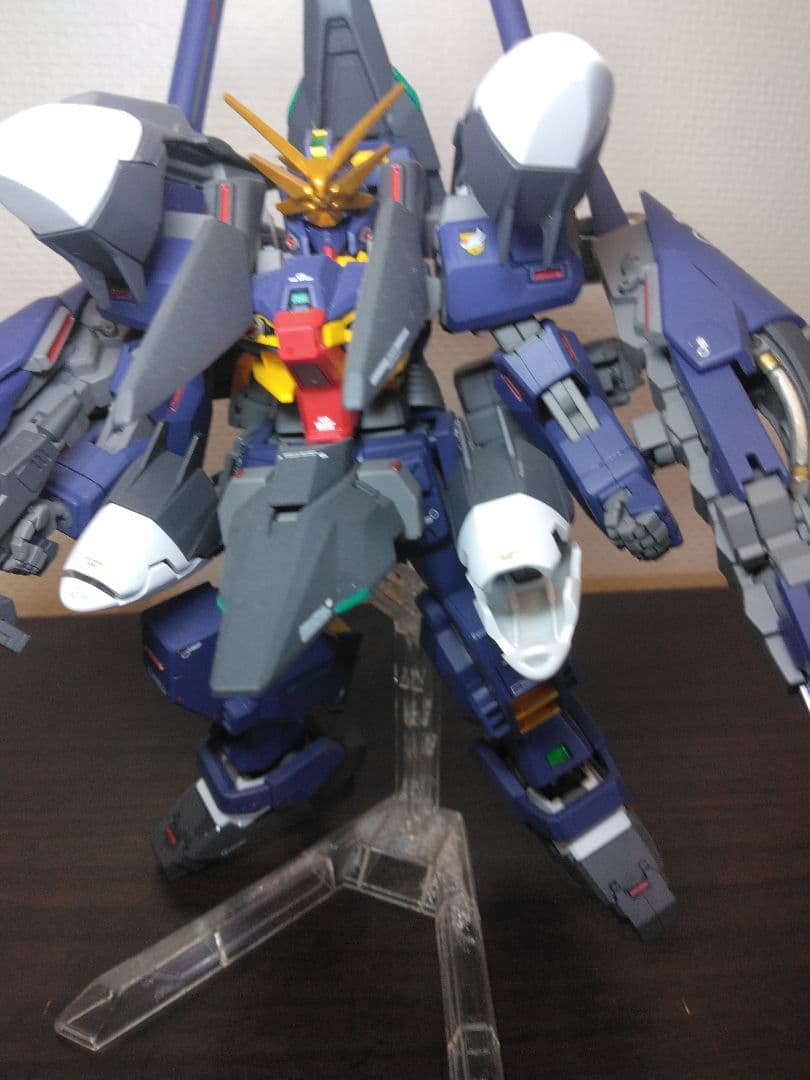 HGガンダムTR-1 ハイゼンスレイ・ラーⅡ全塗装完成品　改造品　　台座付