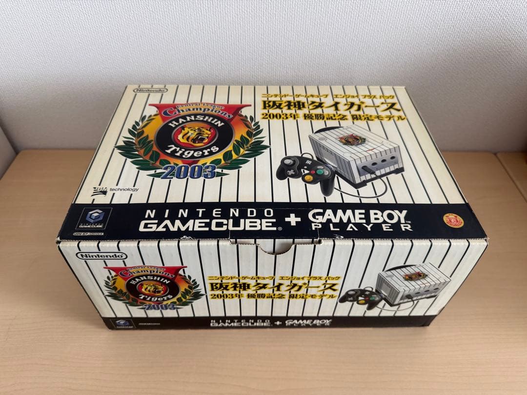 阪神タイガース優勝記念 限定モデル 任天堂 ゲームキューブ