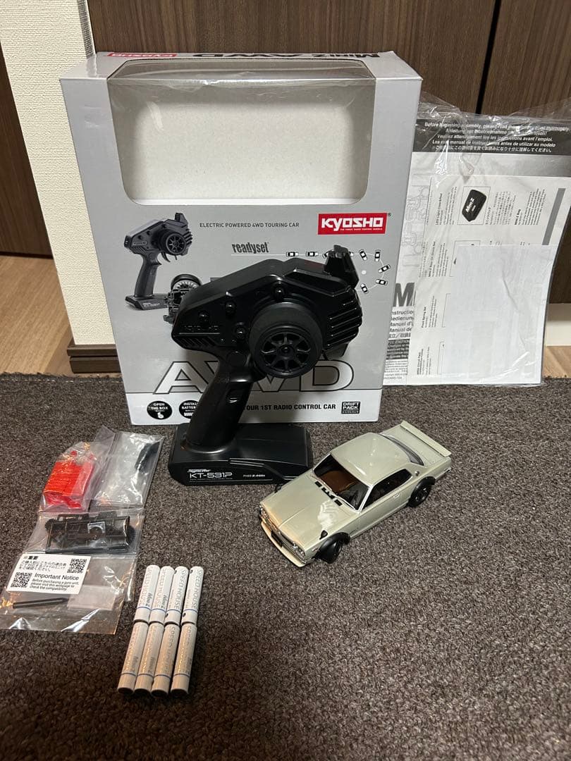 京商　ミニッツ　AWD ジャイロ付き　ハコスカ　GTR スカイライン　2000