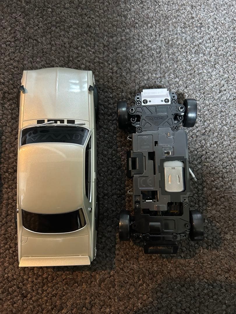 京商　ミニッツ　AWD ジャイロ付き　ハコスカ　GTR スカイライン　2000