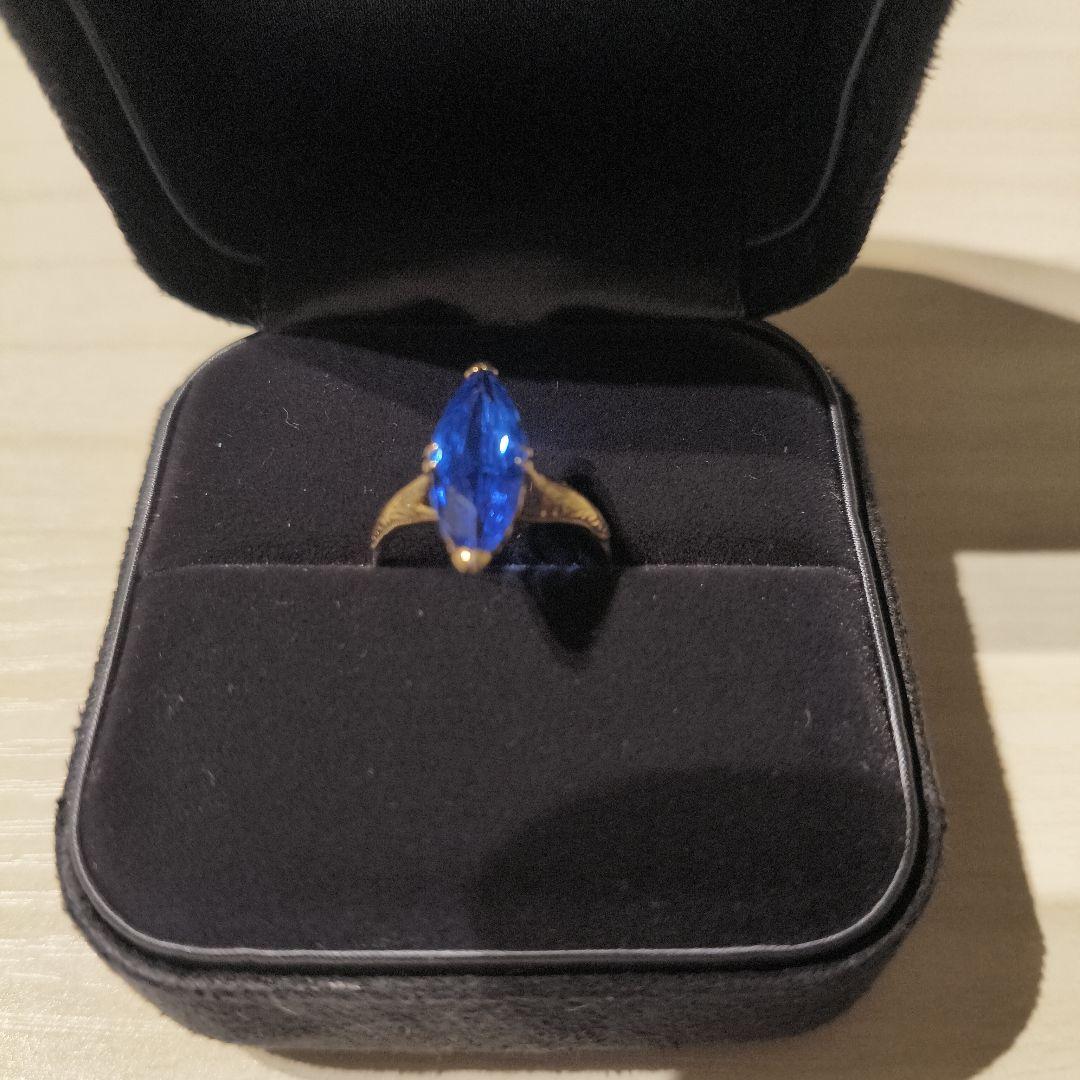 K18ブルーの宝石リング