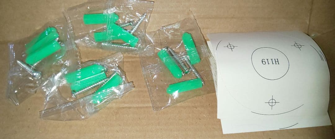 4K 800万画素・POE 防犯カメラ 増設用に 4台セット ケーブル付です！