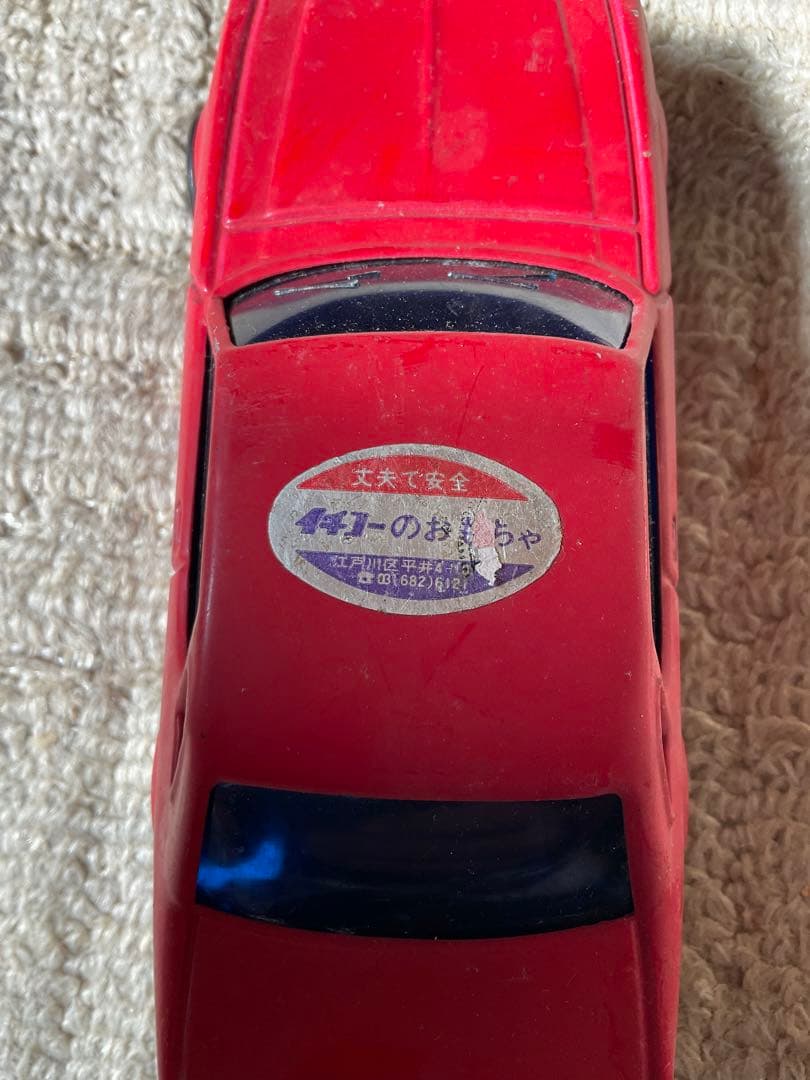 日産ブルーバードのブリキカー／丈夫で安全　イチコーのおもちゃ。【美品　箱無し】。