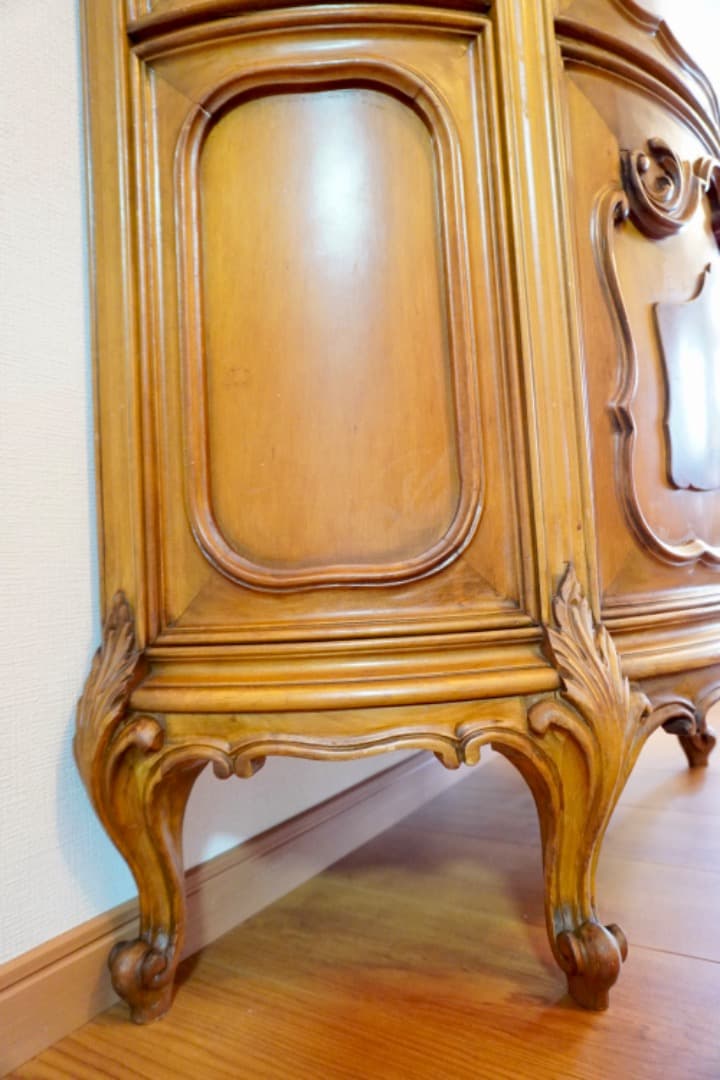 ケ*ー様 イタリア アンティーク 高級輸入家具 ガラスキャビネット