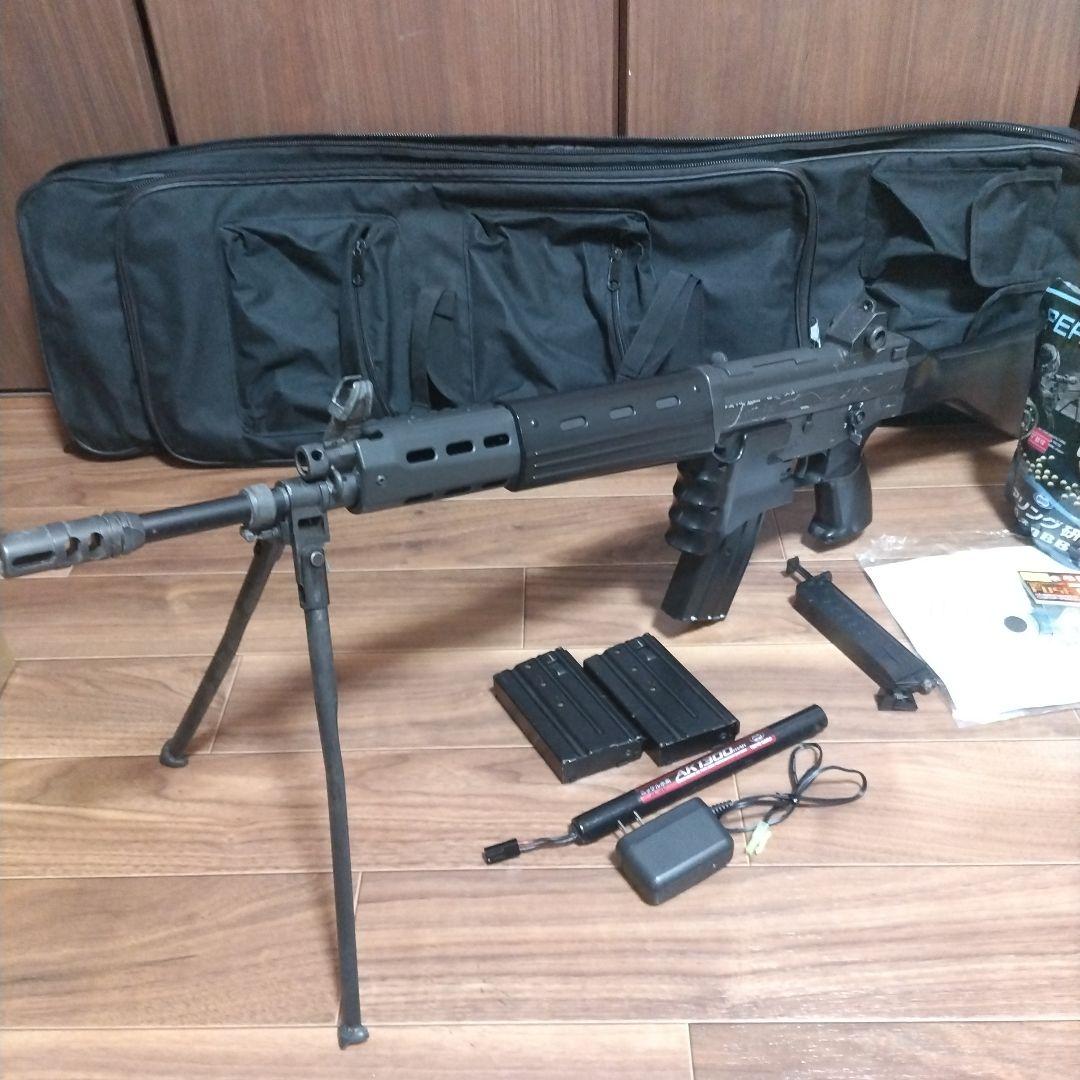 東京マルイ 89式小銃 電動ガン　バッテリー充電器　予備マガジン　ガンケース付属