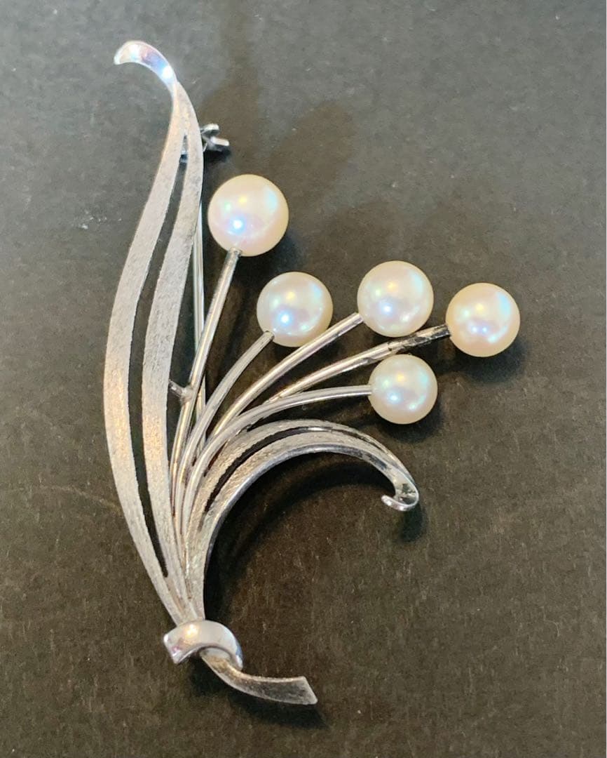 ミキモトMIKIMOTO 本真珠ブロッチパールブロッチ銀製あこや真珠