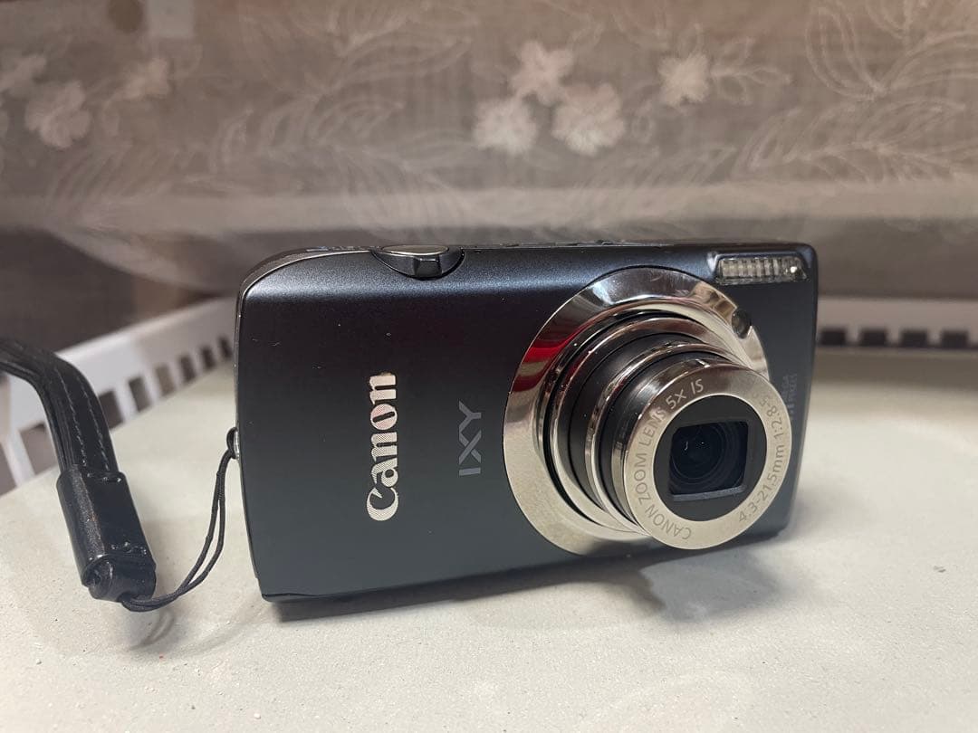 ほぼ未使用 Canon IXY 10S 完備品 Wi-Fi付SD付 値引交渉OK