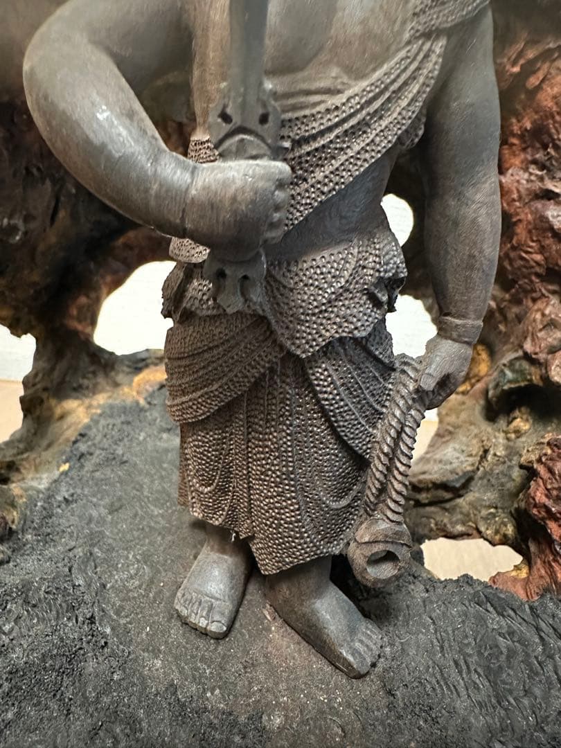 自然木の仏像彫刻 柿の木台座付き　不動明王