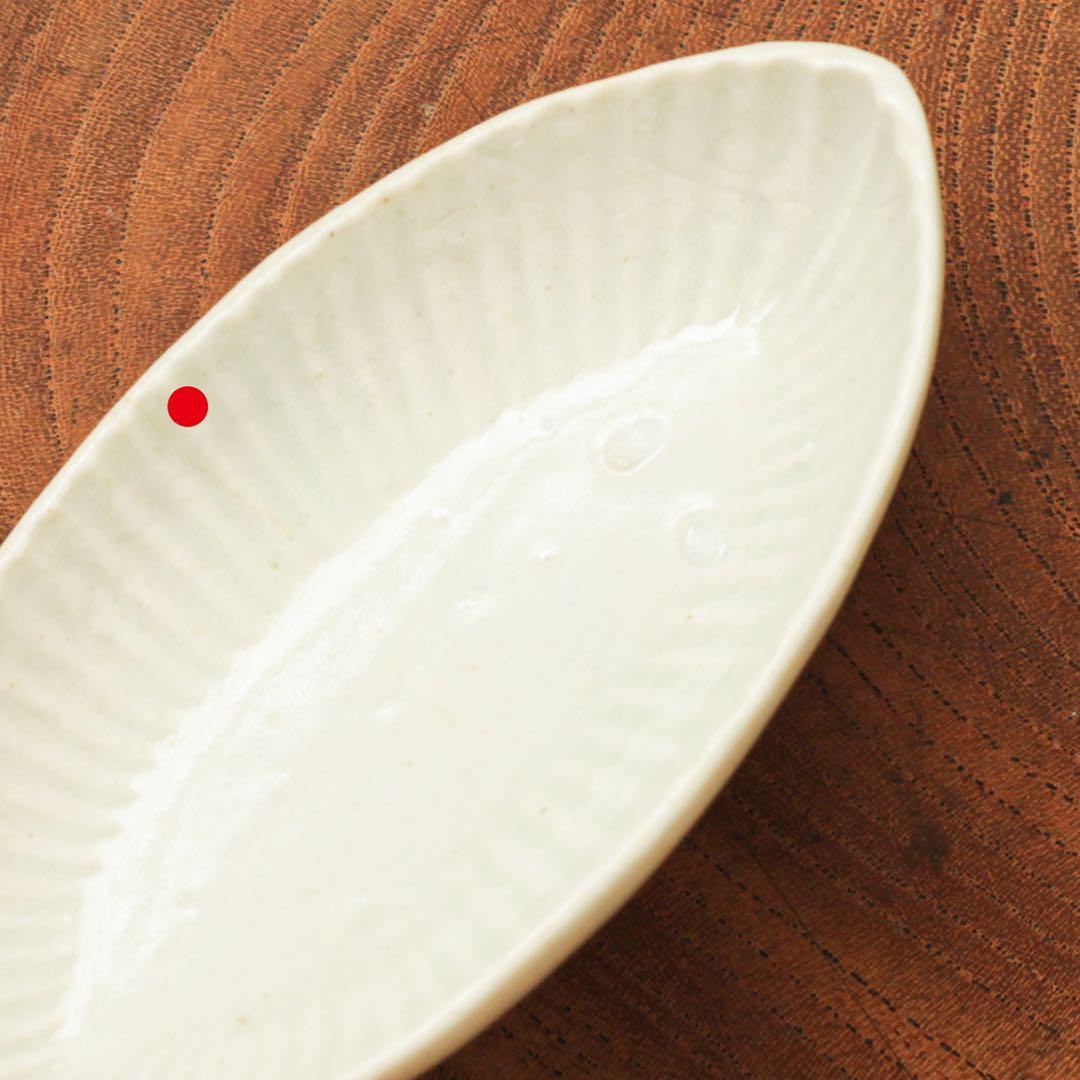 伊万里　古伊万里　白磁　菊花形　変形　豆皿　しのぎ　1680-1700年頃