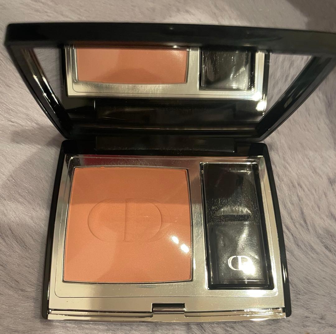 ディオールスキン ルージュ ブラッシュ732ピーチコロールサテン　限定色