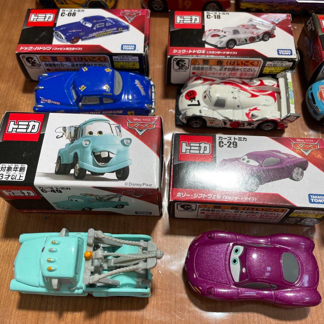 まとめ売り　カーズトミカ28台　箱あり　フィンマックミサイル　ホリー　ドック