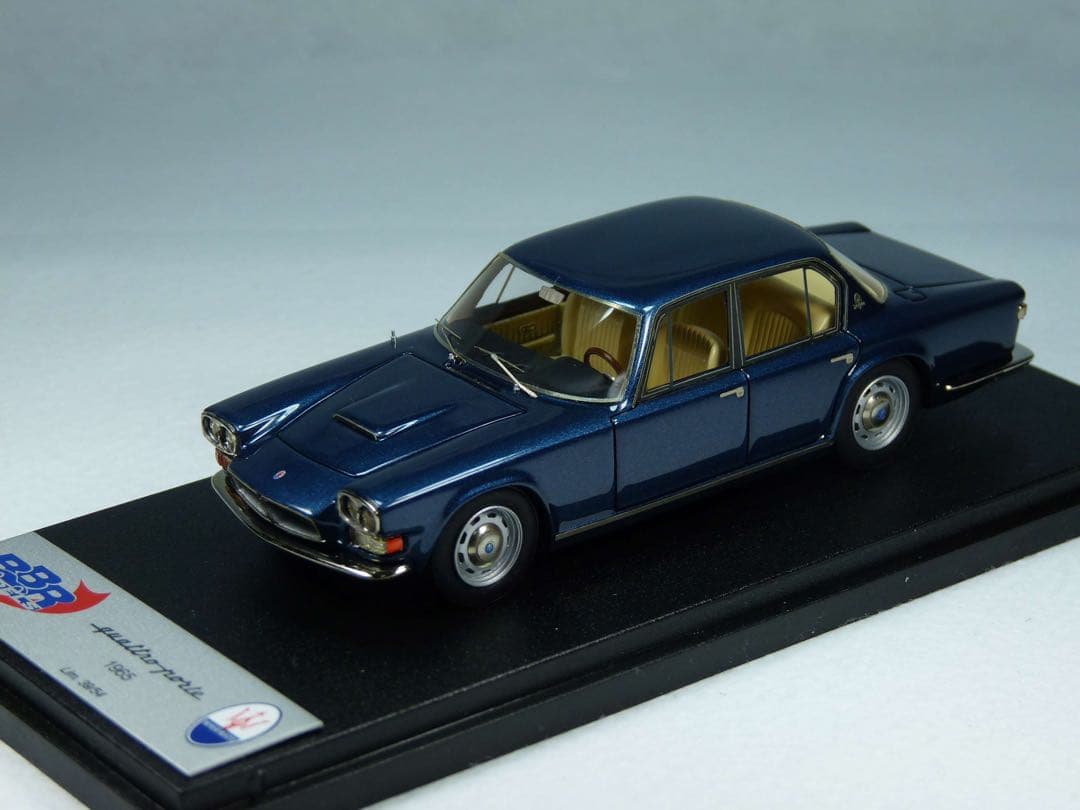 ＢＢＲ　マセラティ　クアトロポルテ　１９６５年　ダークブルー