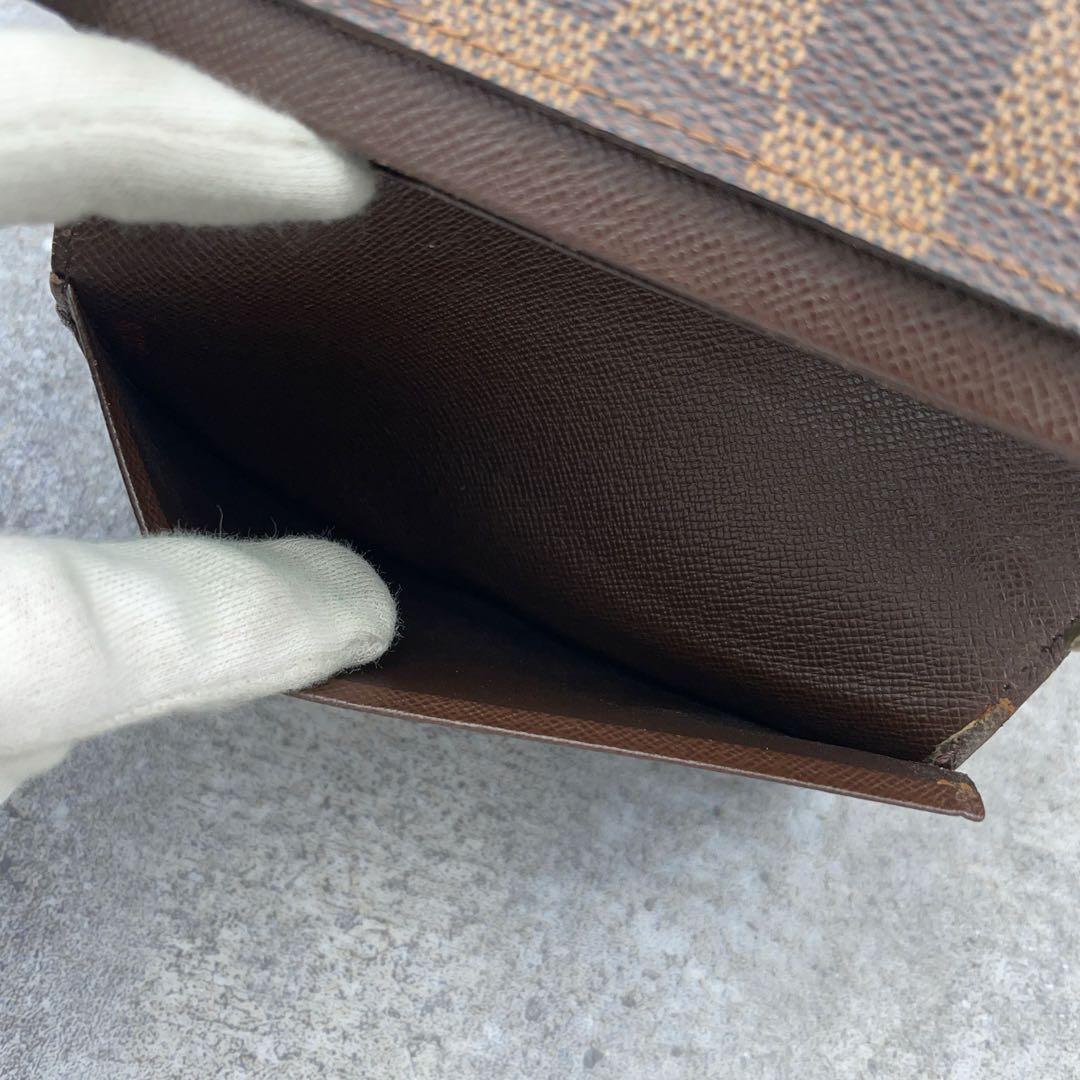 ルイヴィトン　ダミエ　折り財布　ラウンドファスナー　レザー　ブラウン　茶色