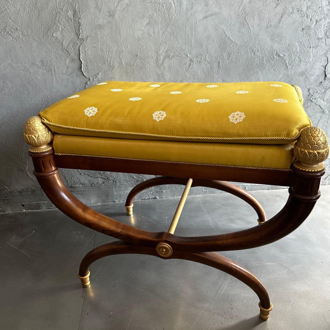 びっくりな瞬間的お値下げ❣️シノワズリなチェア　腰掛けに　スツール