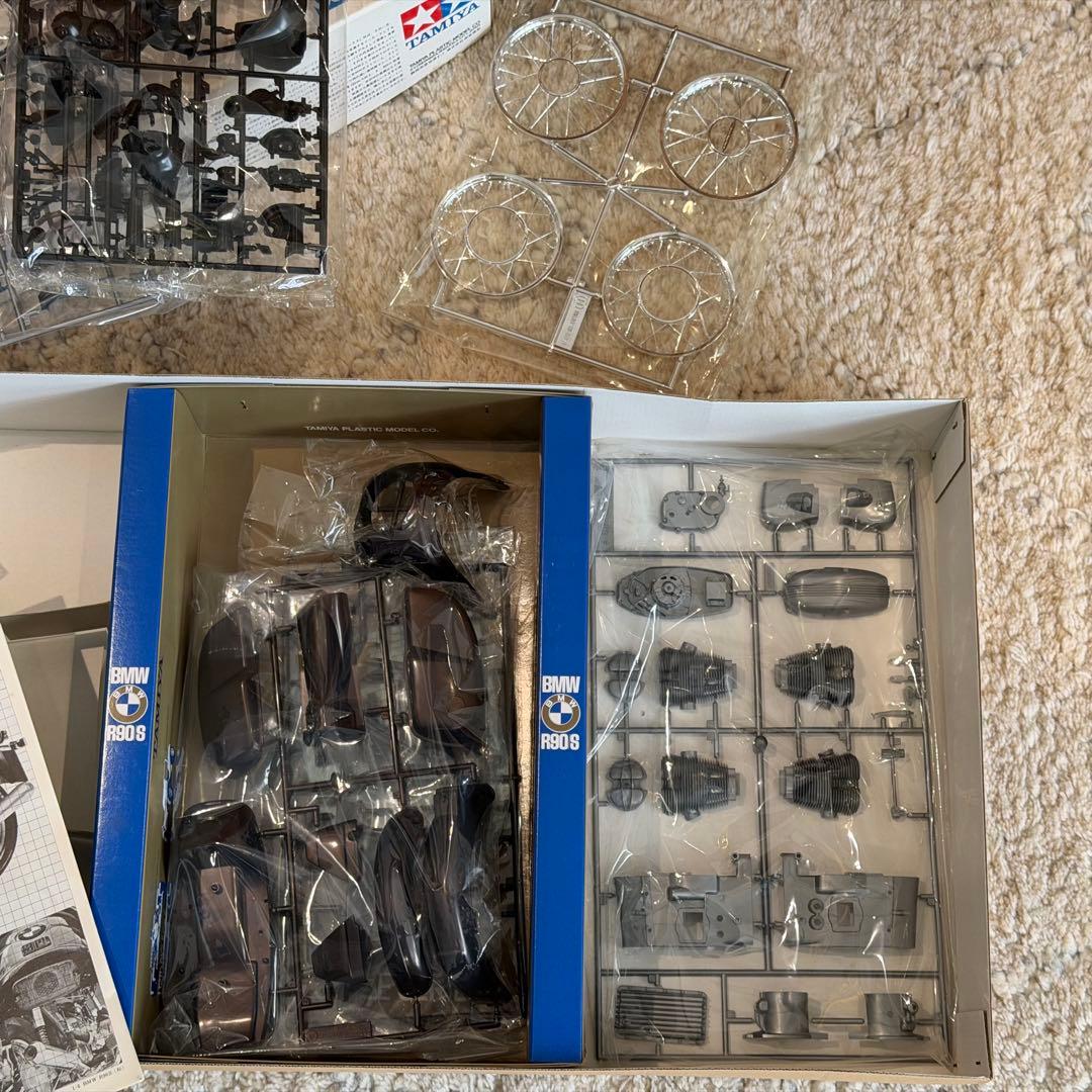 【美品】タミヤ　プラモデル　BMW R90