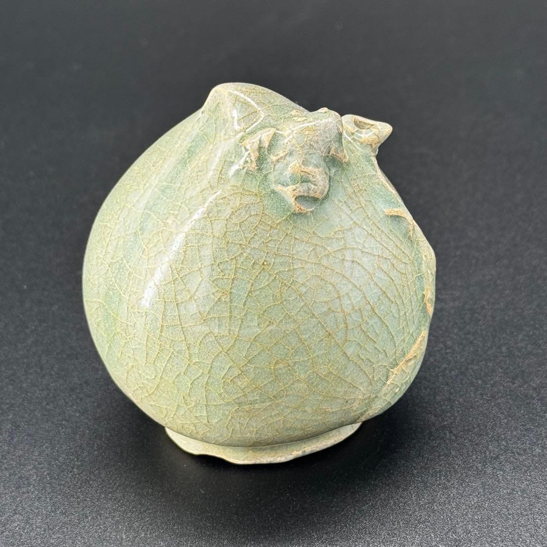 中国　高麗　青磁　桃形　水滴